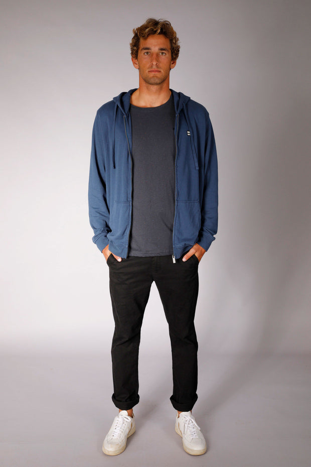 Casaco com zipper e gorro Valon